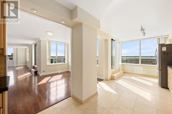 Building Photo - 205 Wynford Dr