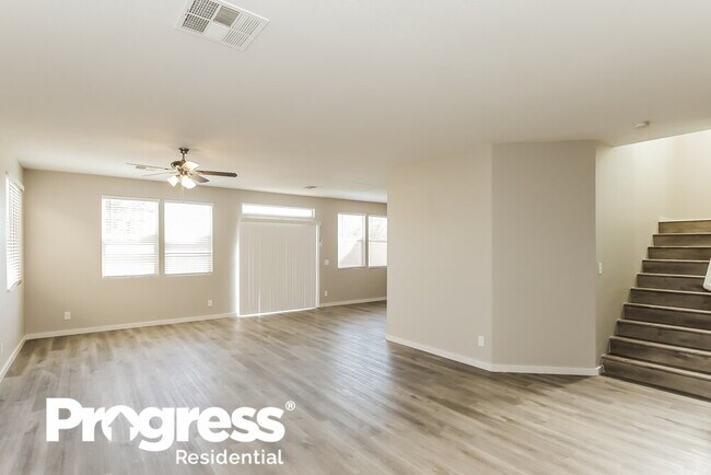 Foto del edificio - 5227 Caprock Canyon Ave
