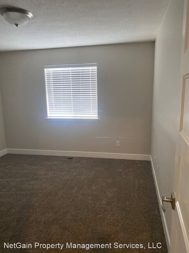 Building Photo - 5 br, 3 bath House - 3895 W 1425 N