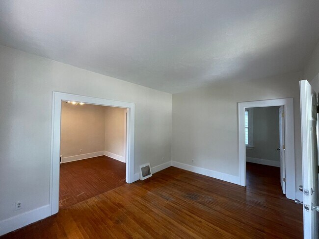 Building Photo - 2031 N 8th St