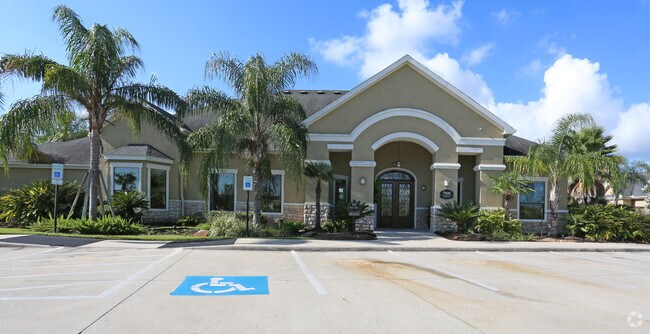 Foto del edificio - Terraces at Fall Creek