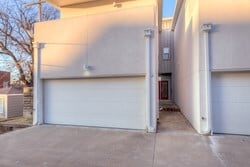 Building Photo - 1428 S Quincy Ave