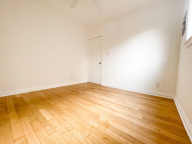 Foto del edificio - 659 E Vernon Ave