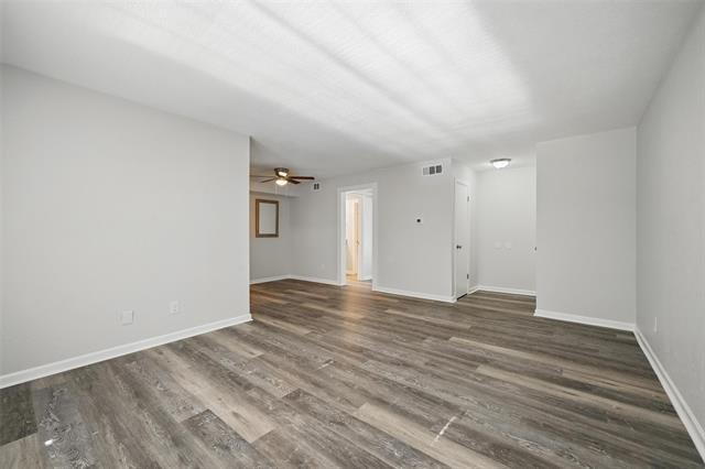 Foto del edificio - 12888 Montfort Dr