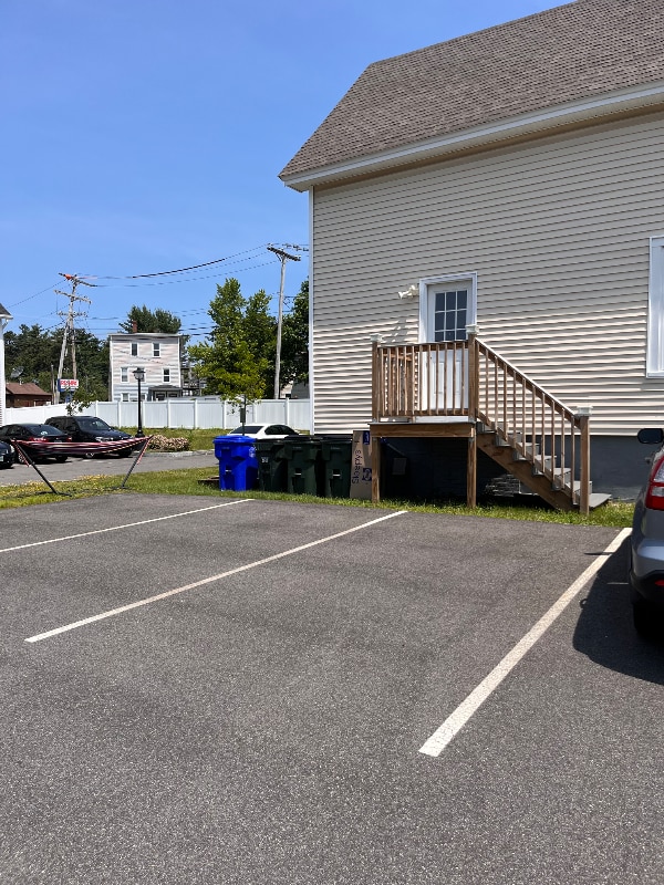 Building Photo - 408 Porter St
