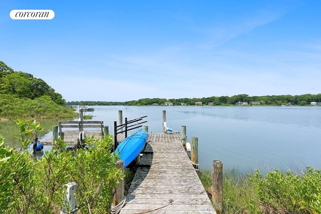 Foto del edificio - 1160 Goose Creek Ln