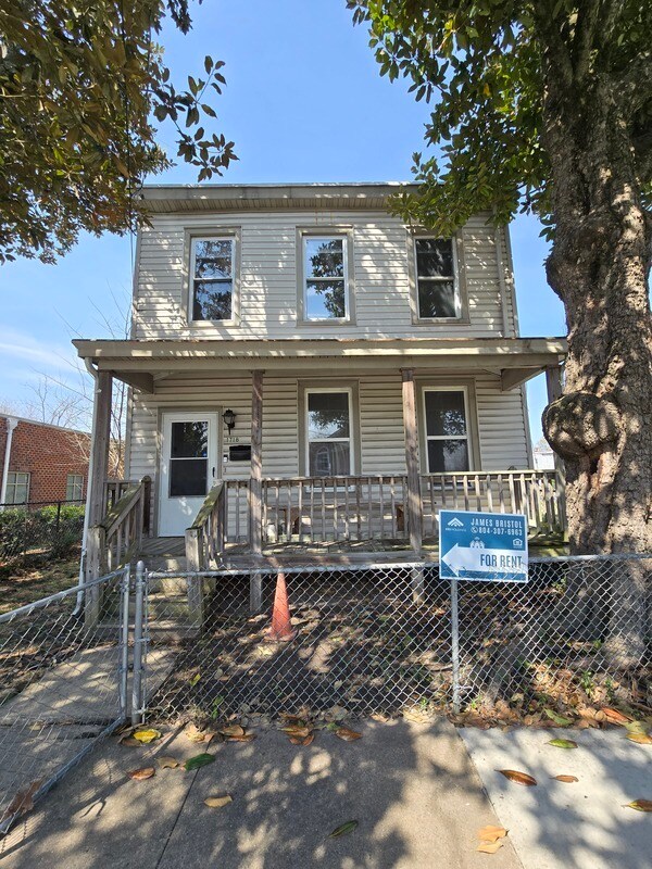 Building Photo - 1718 N 22nd St