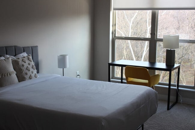 Foto del edificio - 4415 Lincoln Way