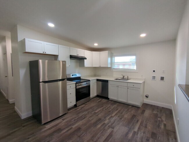 Photo - 1908 S Watkins St Apartment