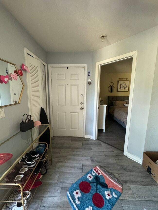 Building Photo - 4716 Walden Cir
