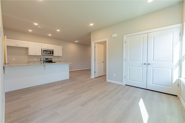 Foto del edificio - 1500 SW Casuarina Dr