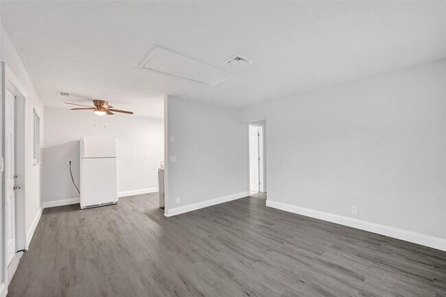 Foto del edificio - 232 SE 9th Ave