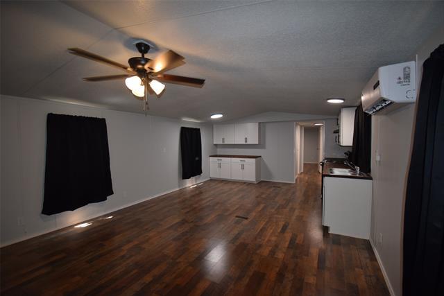 Building Photo - 6000 Spring Creek Pkwy