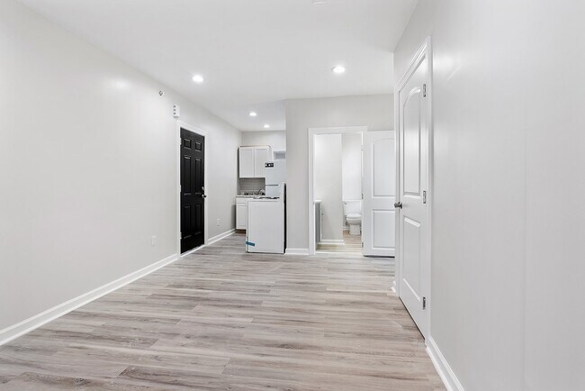 Foto del edificio - 1242 W Airdrie St