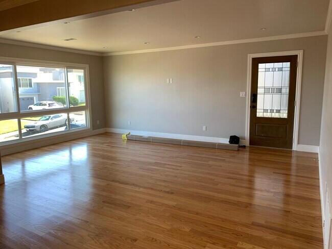 Living Room - 68 Park Manor Dr
