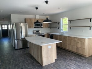 Building Photo - 3924 Trinity Rd