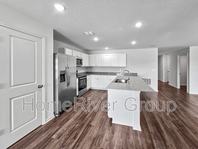 Building Photo - 12965 SE 53rd Ave