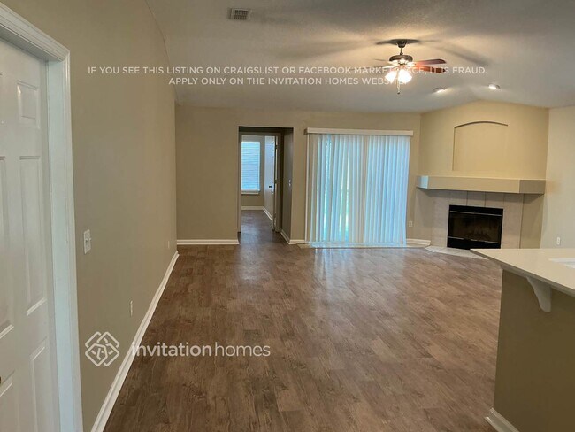 Foto del edificio - 601 Sweetwater Pl