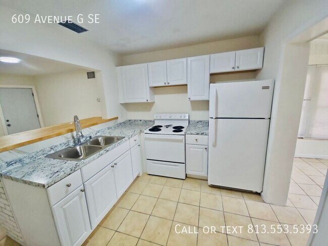Foto del edificio - 609 Ave G SE
