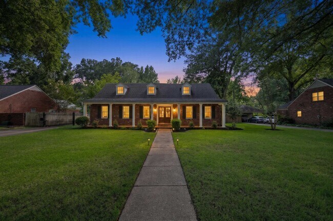 Building Photo - 1539 Brookside Dr