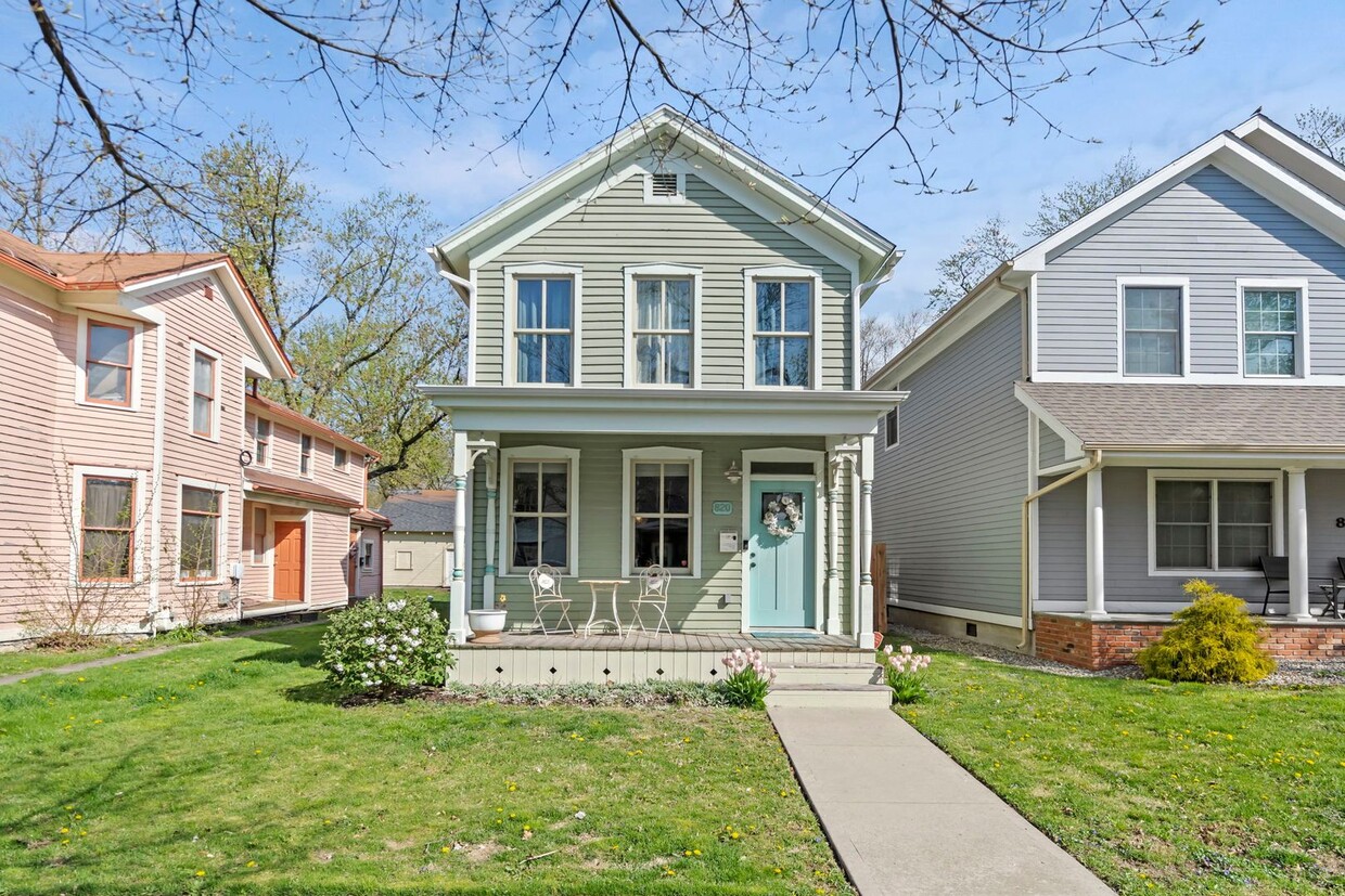 Primary Photo - Gorgeous Updated Historic West Central Home