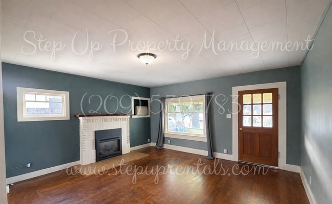 Building Photo - 169 Barretta St