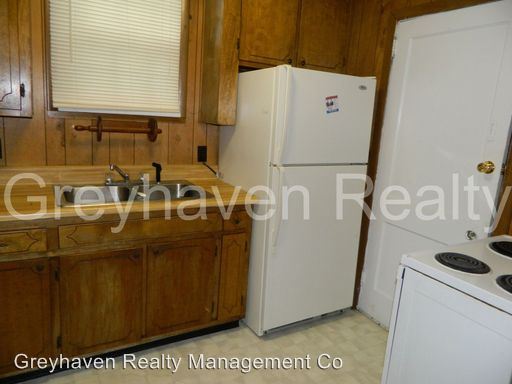 Building Photo - 4707 Montview Dr