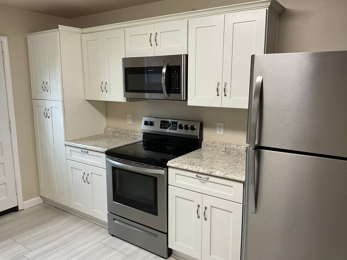 Primary Photo - Brick Duplex with 2 bedrooms, 1 bath