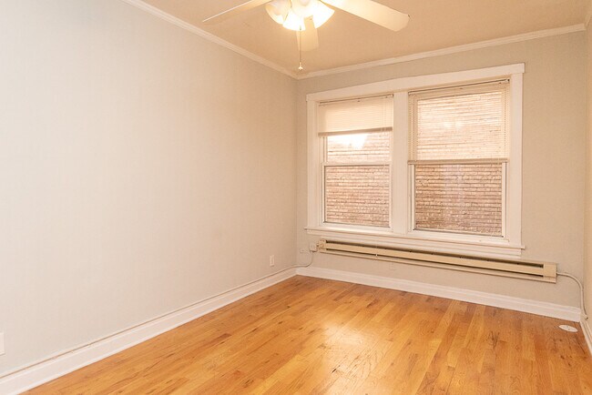 Building Photo - 508 W Melrose St