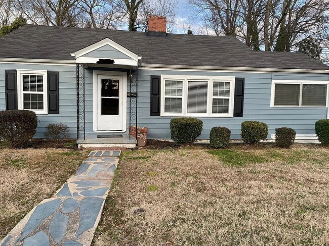 3 bed and 2 bath home - 3 bed and 2 bath home