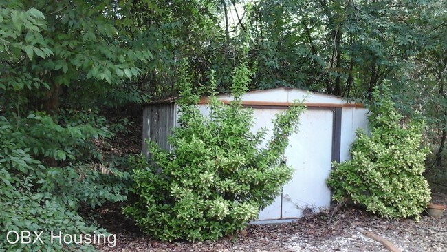 Building Photo - 4727 W Eckner St