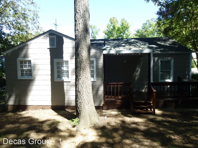 Building Photo - 2 br, 1 bath House - 8204 Rugby Avenue