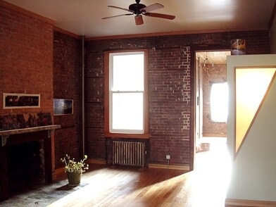 Building Photo - 113 E Second St