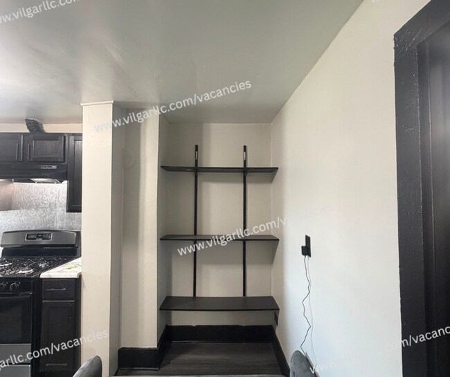 Foto del edificio - 5035 Tod Ave