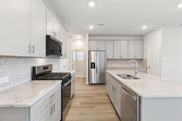 Building Photo - 109 Greenbriar Dr