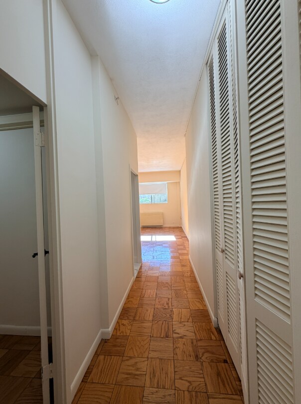 Foto del edificio - 16 Monmouth Ct