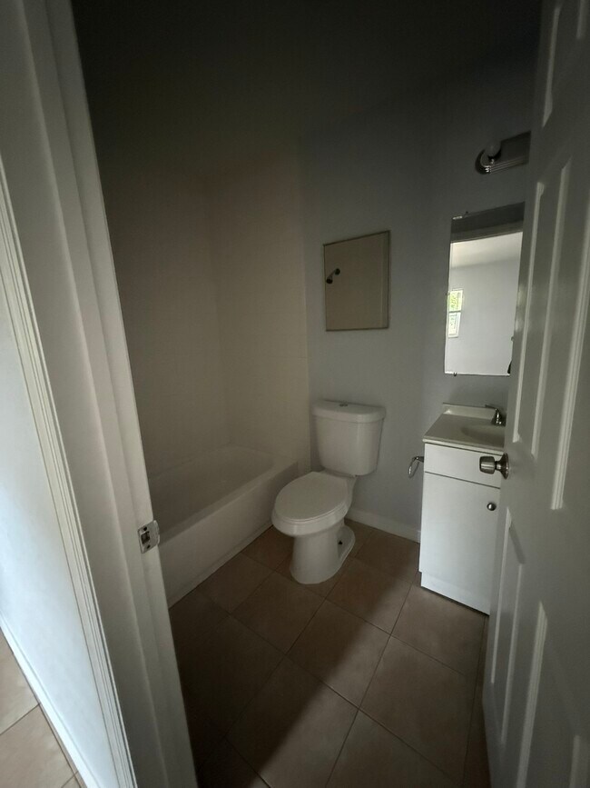 Foto del edificio - 950 Beltrees St