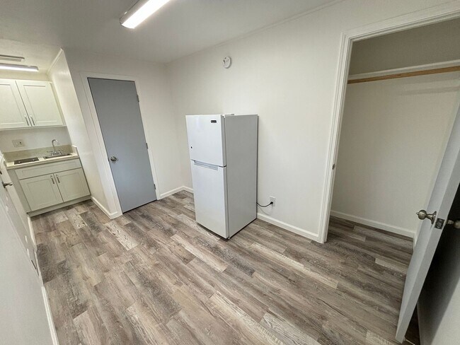 Foto del edificio - 1736 Fern St