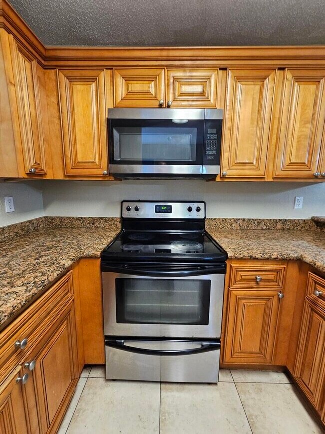 Building Photo - 1520 Windorah Way