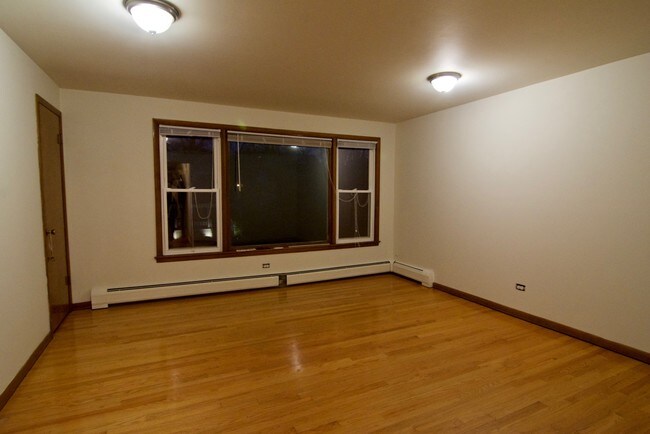 Foto del edificio - 3711 N Kildare Ave