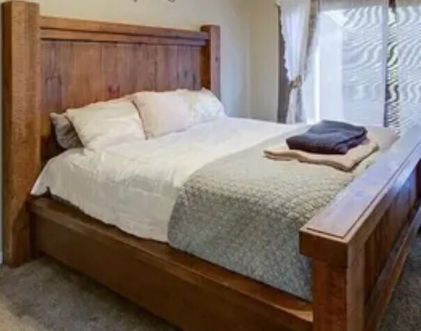 Master Bedroom - 1962 Beverly Ave