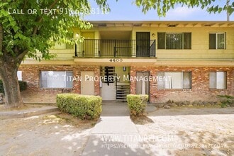 Building Photo - 4400 Greenholme Dr
