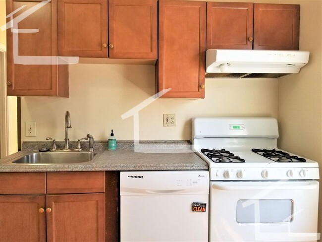 Building Photo - Packard's Corner Area, In-Unit Laundry, On...