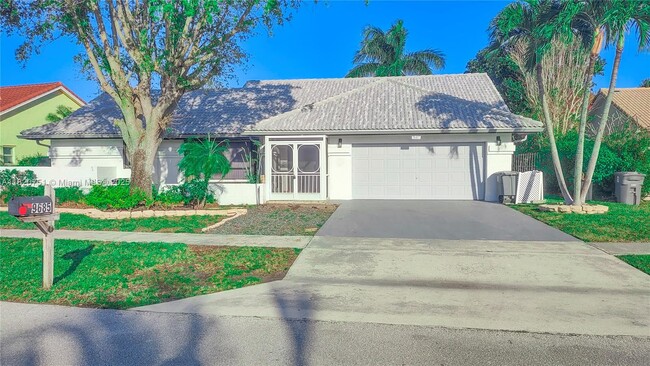 Building Photo - 9685 El Clair Ranch Rd