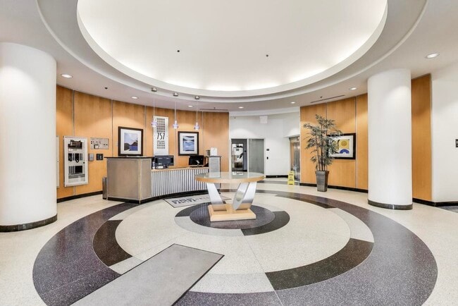 Foto del edificio - 757 N Orleans St