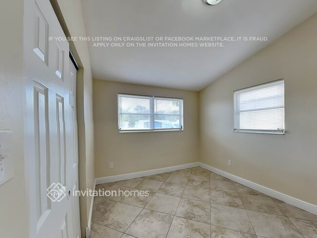Building Photo - 11674 Oleander Dr