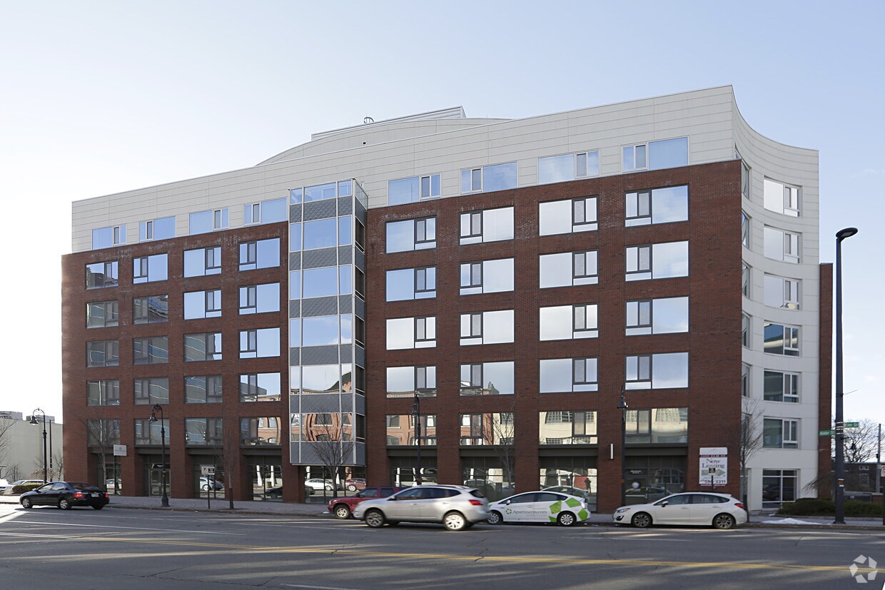 The Residences at Manchester Place Apartments Manchester, NH