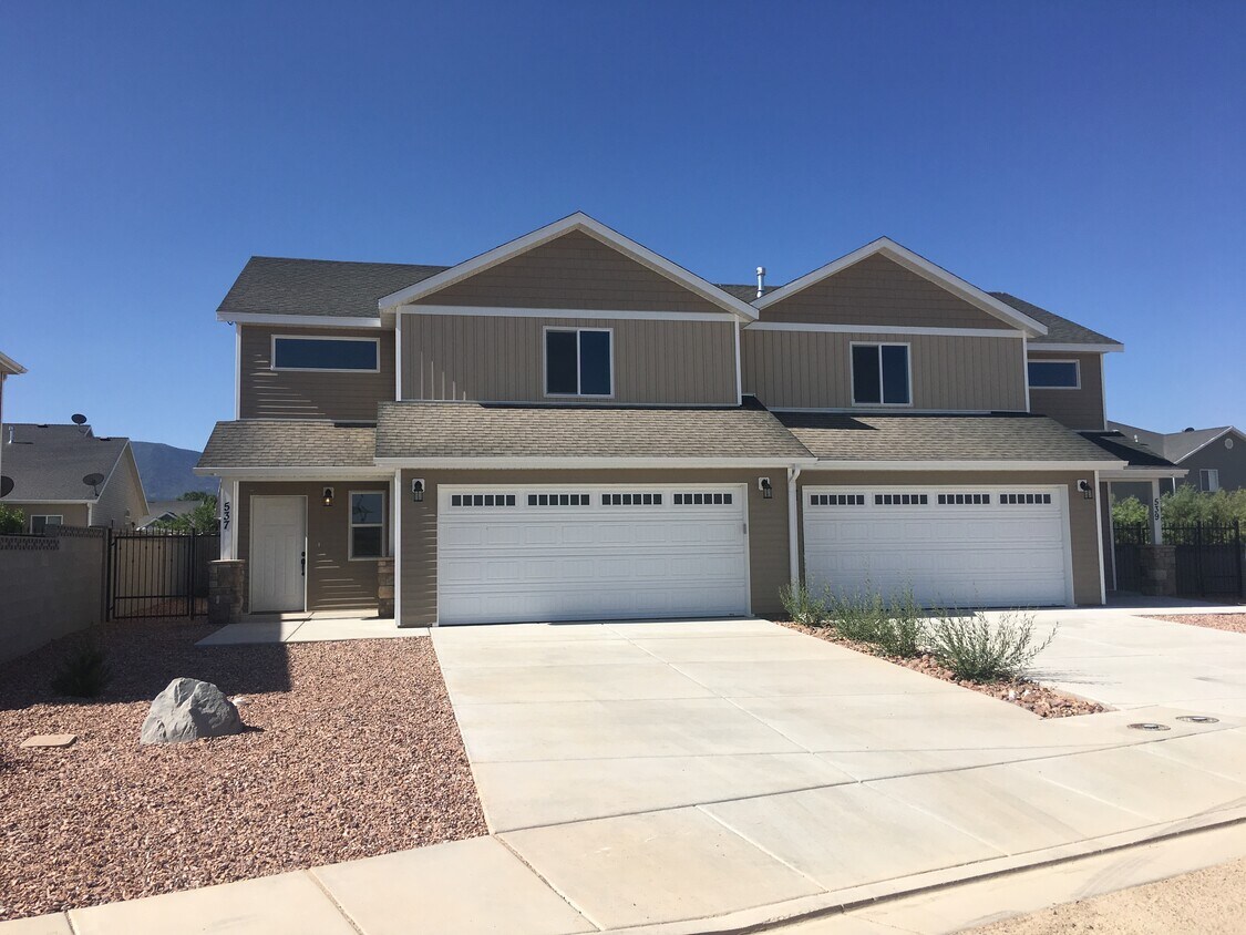 537 W 2150 N, Cedar City, UT 84721 Townhome Rentals in Cedar City UT