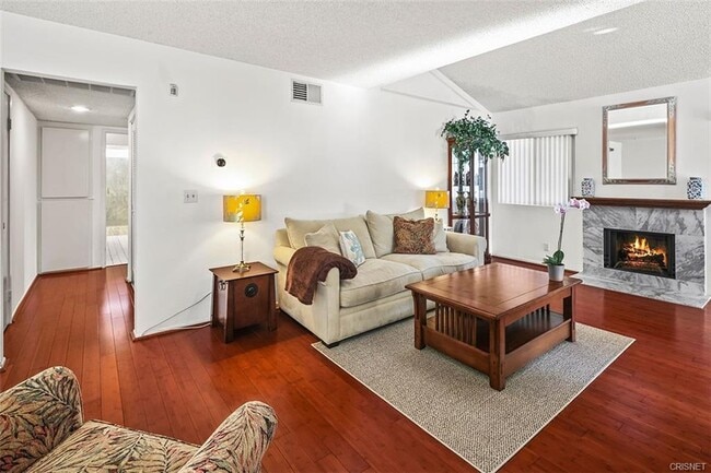 Building Photo - 22133 Burbank Blvd
