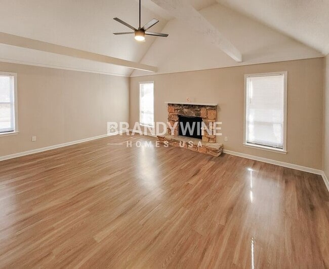 Building Photo - 6752 Seven Valley Dr